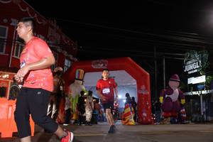 BIB: 
                            <button type="button" onclick="openModal(26258099)" class="btn btn-primary btn-sm float-right btn-popup" data-toggle="modal" data-target=".modal-high-quality">
                        <i class="fas fa-shopping-cart"></i> Add to Cart
                    </button>
                                            <button type="button" onclick="isThisMe(26258099, true)" class="btn btn-success btn-sm float-right btn-popup btn-isme hidden" data-toggle="tooltip" data-placement="bottom" title="นี่คือรูปของคุณใช่ไหม คลิกที่นี่เพื่อเอาเข้าอัลบั้ม">
                        <i class="fas fa-plus"></i> Add to album
                    </button>
                    <button type="button" onclick="isThisMe(26258099, false)" class="btn btn-warning btn-sm float-right btn-popup btn-isnotme hidden">
                        <i class="fas fa-ban"></i> Remove from album
                    </button>